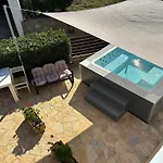 Villa Thea - The View 2Nd Floor